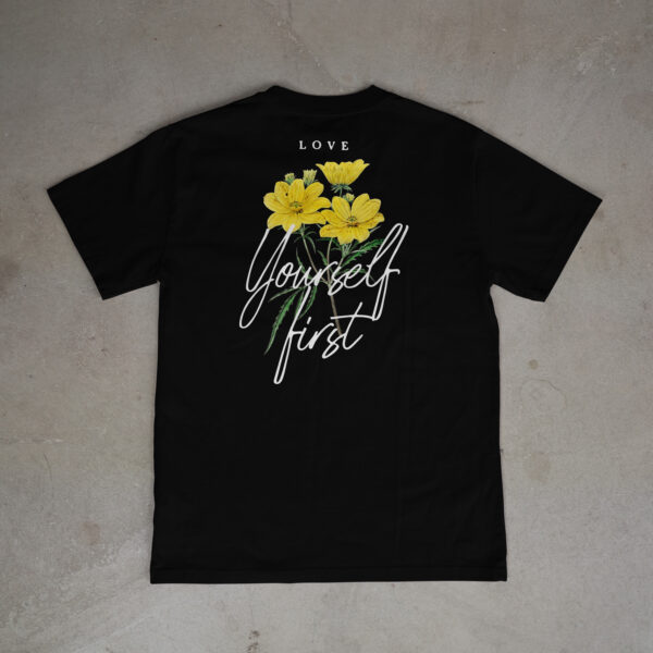 T-shirt LOVE YOURSELF